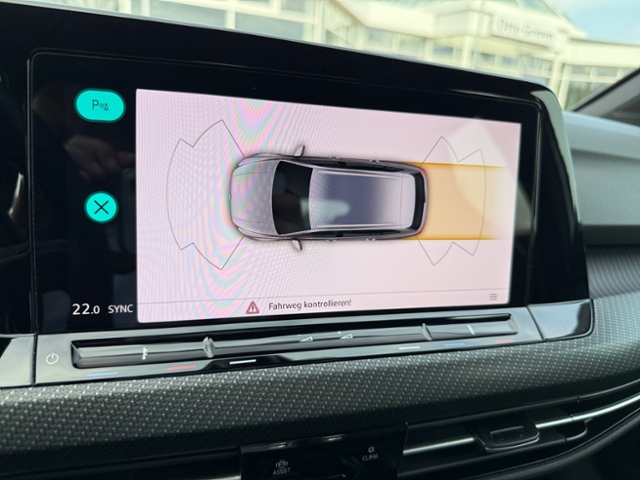 Golf VIII Variant 2.0 TSI R 4M DSG LED Allrad