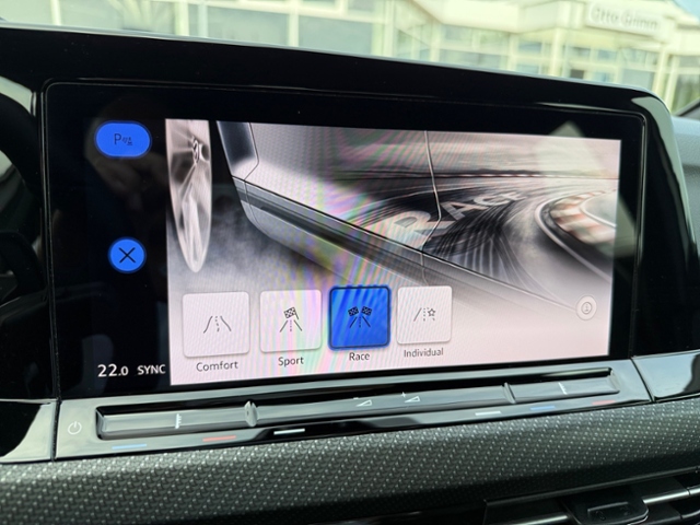 Golf VIII Variant 2.0 TSI R 4M DSG LED Allrad