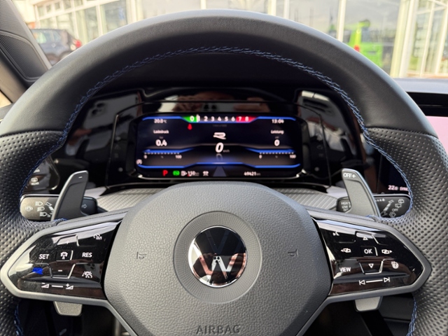 Golf VIII Variant 2.0 TSI R 4M DSG LED Allrad