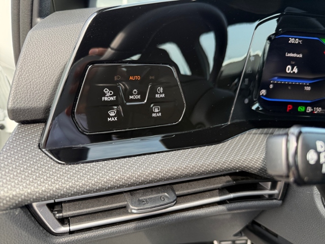 Golf VIII Variant 2.0 TSI R 4M DSG LED Allrad