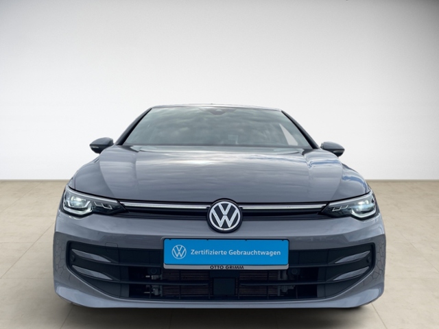 Golf VIII 1.5 eTSI DSG Life LED AHK SHZ Navi
