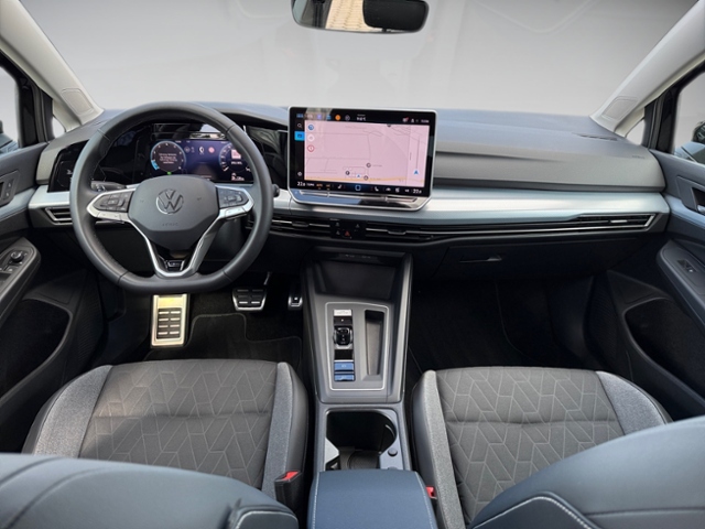 Golf VIII Variant 1.5 eTSI DSG Goal LED AHK Navi