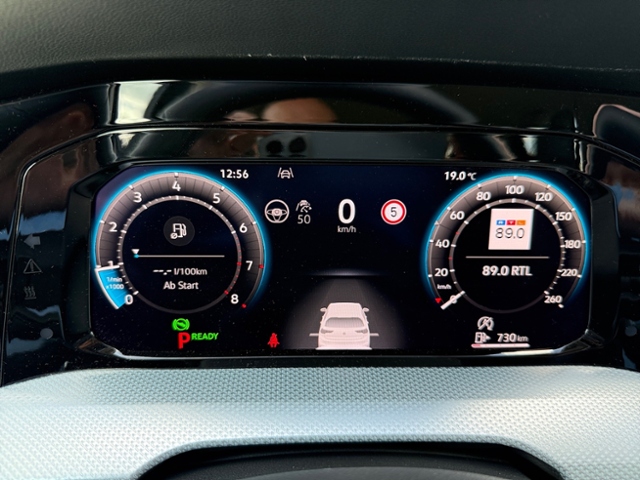 Golf VIII Variant 1.5 eTSI DSG Goal LED AHK Navi