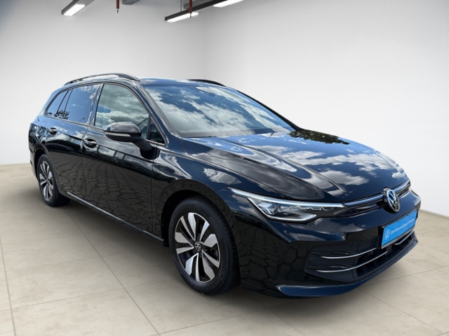 Golf VIII Variant 1.5 eTSI DSG Goal LED AHK Navi