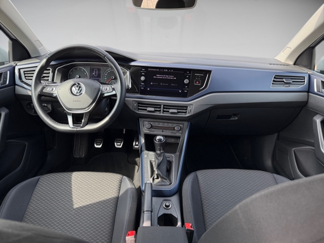 Polo 1.0 TSI United Navi App