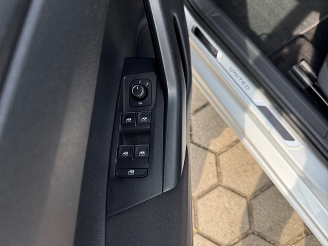 Polo 1.0 TSI United Navi App