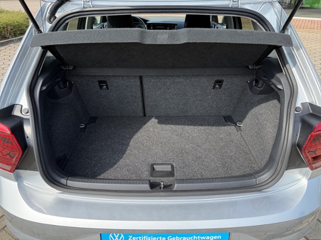 Polo 1.0 TSI United Navi App