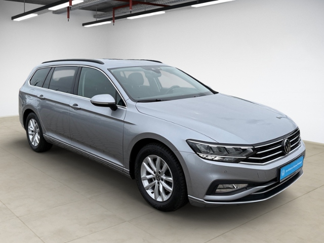 Passat Variant 2.0 TDI DSG Navi AHK SHZ LED