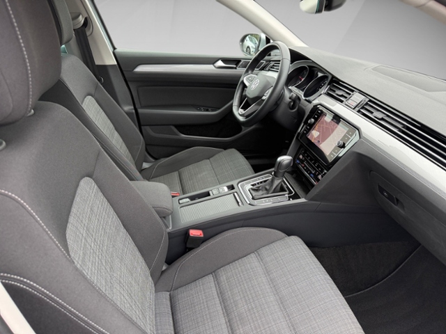 Passat Variant 2.0 TDI DSG Navi AHK SHZ LED