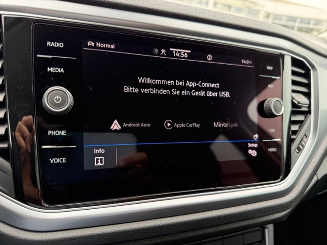 T-Roc 1.0 TSI Active Navi LED Kamera