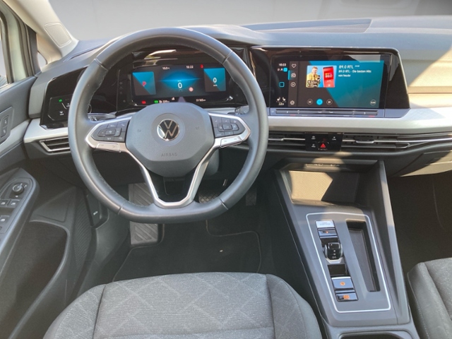 Golf VIII Variant 2.0 TDI Life LED SHZ Kamera