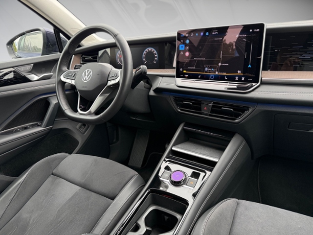 Tayron 1.5 eTSI Elegance LED AHK Navi