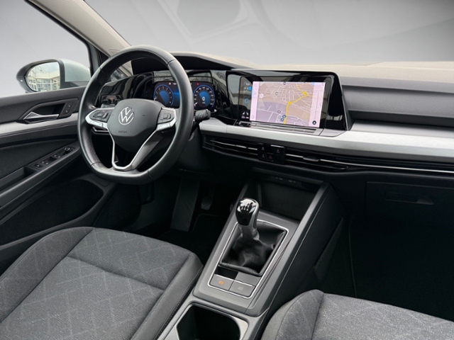 Golf VIII Variant 1.5 TSI Life LED SH SHZ Navi