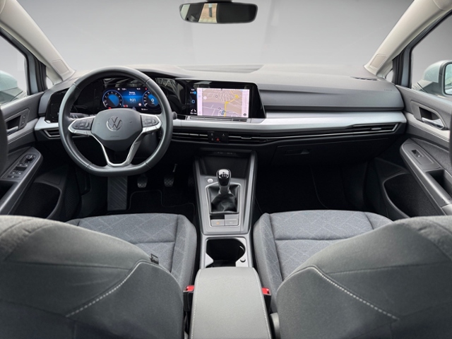 Golf VIII Variant 1.5 TSI Life LED SH SHZ Navi