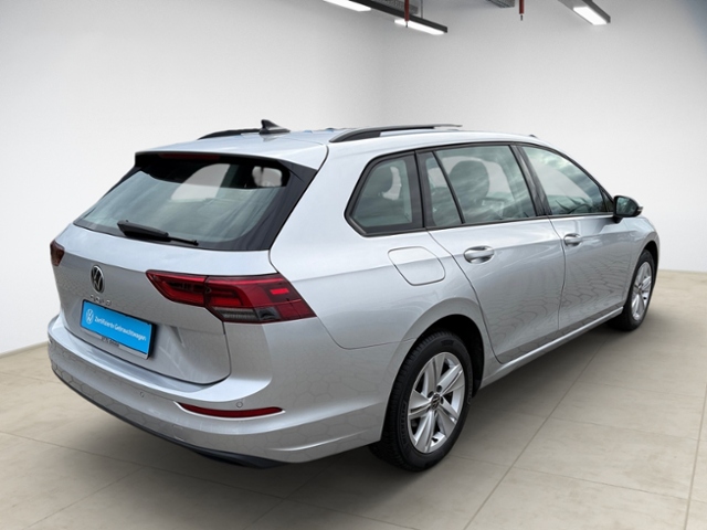 Golf VIII Variant 1.5 TSI Life LED SH SHZ Navi