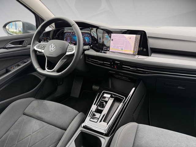 Golf VIII 2.0 TSI Style DSG LED SHZ Kamera