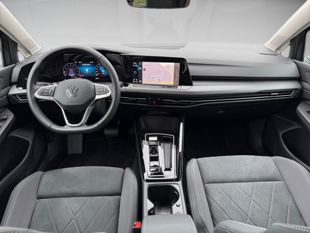 Golf VIII 2.0 TSI Style DSG LED SHZ Kamera