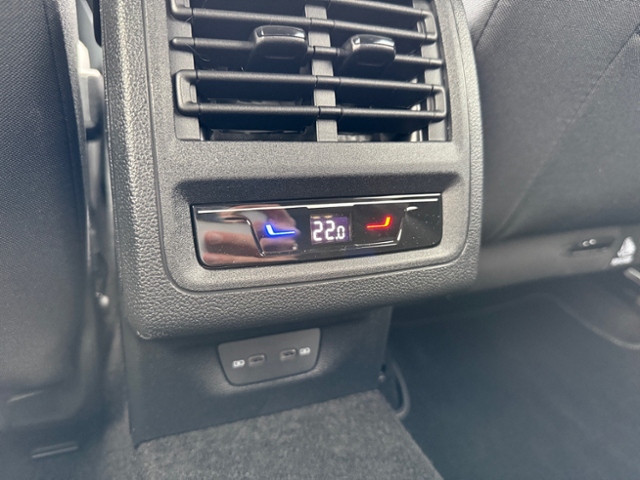 Golf VIII 2.0 TSI Style DSG LED SHZ Kamera