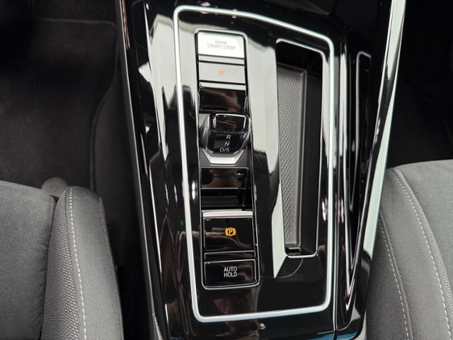 Golf VIII 2.0 TSI Style DSG LED SHZ Kamera