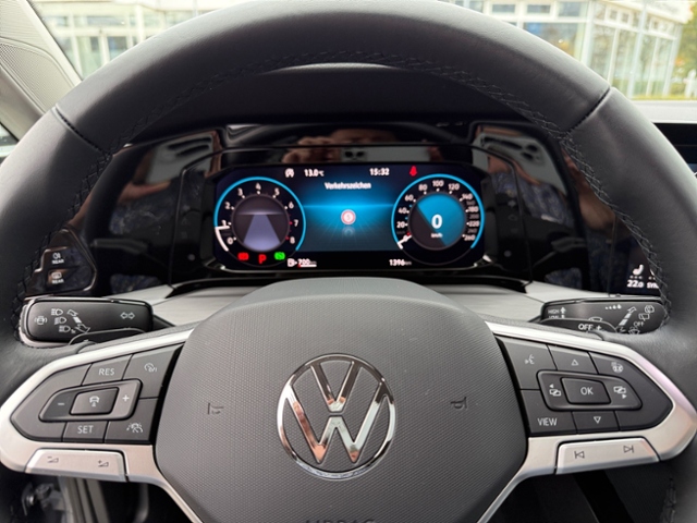 Golf VIII 2.0 TSI Style DSG LED SHZ Kamera