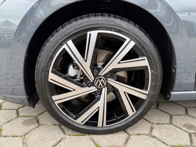 Golf VIII 2.0 TSI Style DSG LED SHZ Kamera