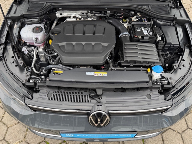 Golf VIII 2.0 TSI Style DSG LED SHZ Kamera