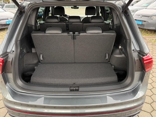 Tiguan Allspace 2.0 TDI R-Line 4Motion AHK SH LE