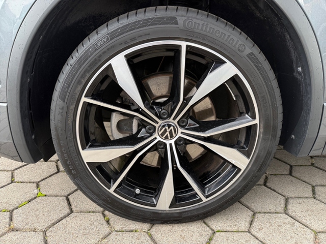 Tiguan Allspace 2.0 TDI R-Line 4Motion AHK SH LE