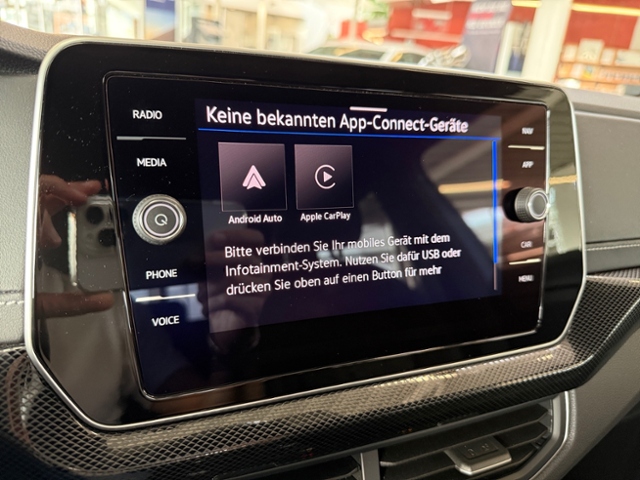 T-Cross 1.0 TSI DSG R-Line LED Kamera