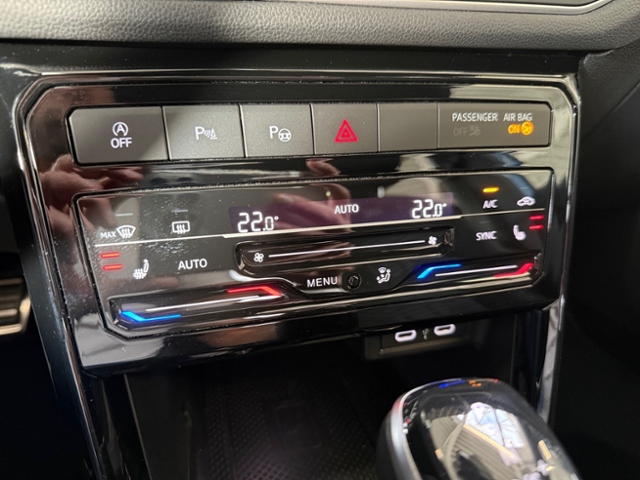 T-Cross 1.0 TSI DSG R-Line LED Kamera