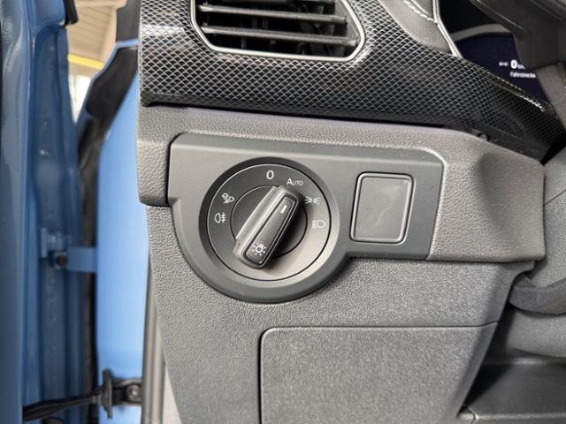 T-Cross 1.0 TSI DSG R-Line LED Kamera