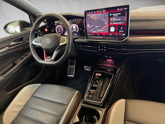 Golf VIII 2.0 TSI GTI Clubsport LED Navi Leder