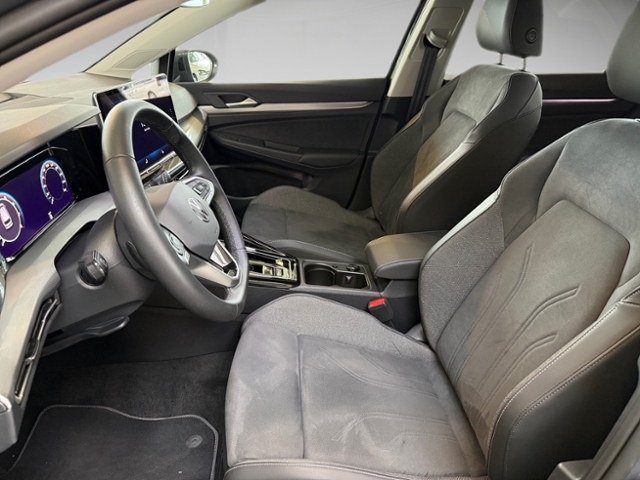 Golf VIII Variant 1.5 eTSI Style DSG LED Kamera