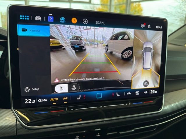 Golf VIII Variant 1.5 eTSI Style DSG LED Kamera