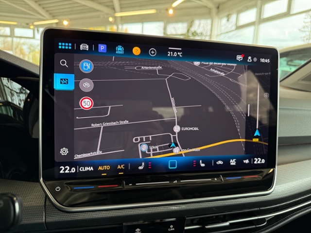 Golf VIII Variant 1.5 eTSI Style DSG LED Kamera