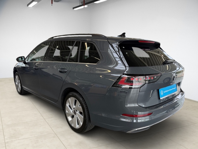 Golf VIII Variant 1.5 eTSI Style DSG LED Kamera