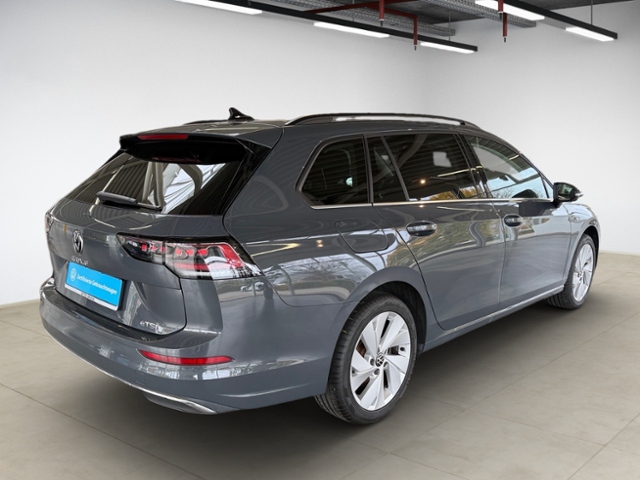 Golf VIII Variant 1.5 eTSI Style DSG LED Kamera