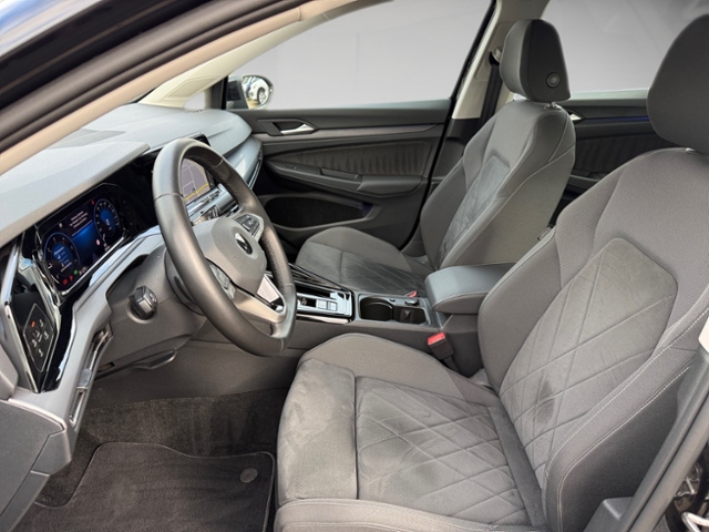 Golf VIII Variant 2.0 TDI Style DSG AHK LED