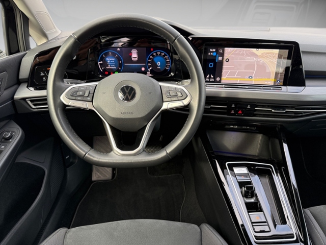 Golf VIII Variant 2.0 TDI Style DSG AHK LED