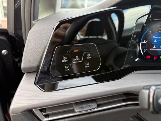 Golf VIII Variant 2.0 TDI Style DSG AHK LED