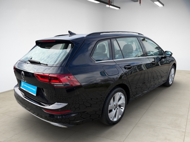 Golf VIII Variant 2.0 TDI Style DSG AHK LED