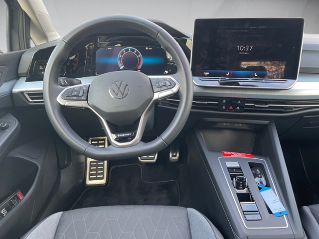 Golf VIII 1.5 eTSI Energy DSG Kamera LED