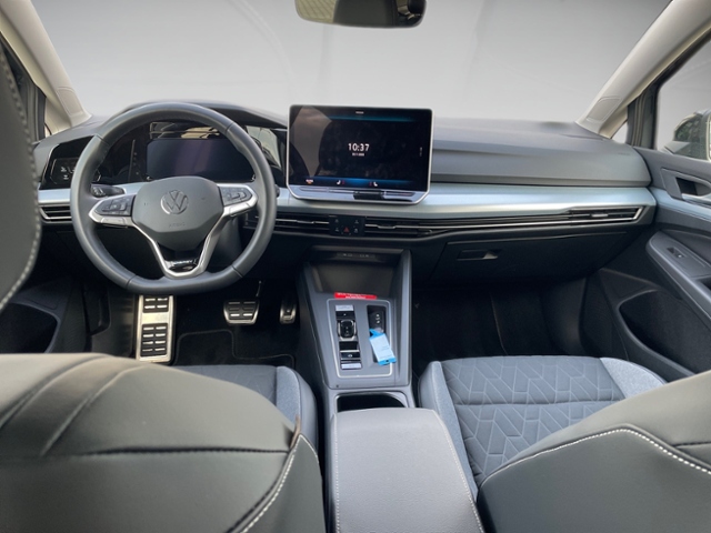 Golf VIII 1.5 eTSI Energy DSG Kamera LED