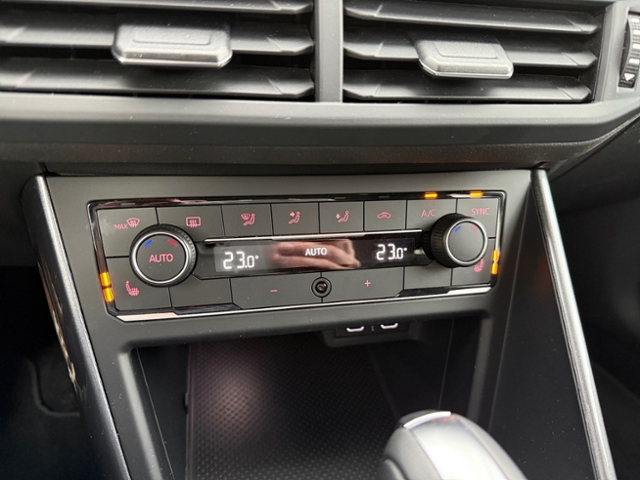 Polo 1.0 TSI Highline DSG LED SHZ PDC