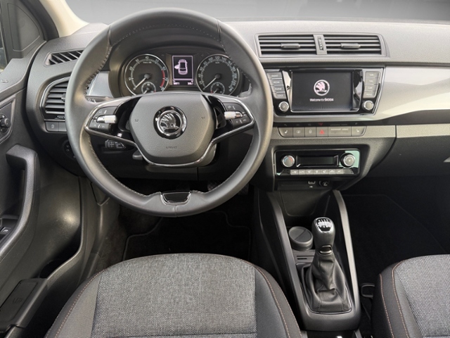 Fabia 1.0 TSI Ambition SHZ PDC Navi KLIMA LED AL