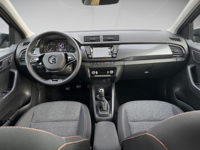 Fabia 1.0 TSI Ambition SHZ PDC Navi KLIMA LED AL