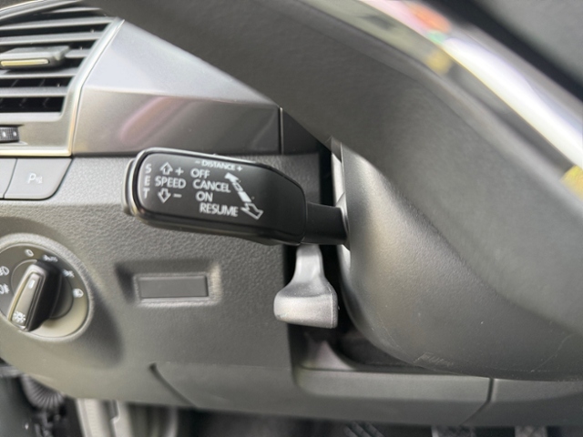 Fabia 1.0 TSI Ambition SHZ PDC Navi KLIMA LED AL