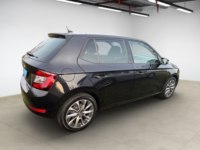 Fabia 1.0 TSI Ambition SHZ PDC Navi KLIMA LED AL