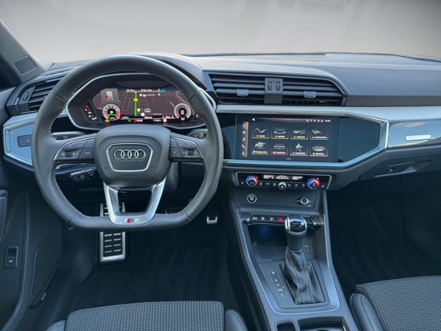 Q3 Sportback 35 TFSI S line S tronic AHK Pano