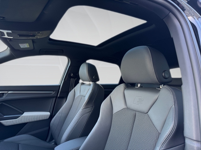 Q3 Sportback 35 TFSI S line S tronic AHK Pano